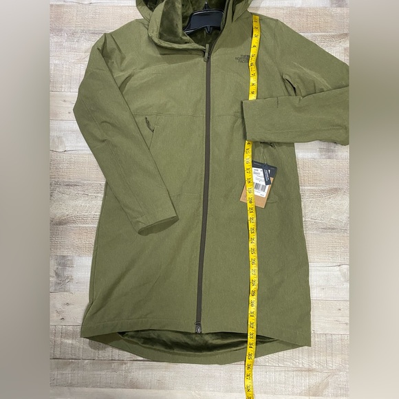 North face jacket - Picture 8 of 9